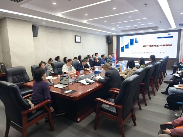 深化學(xué)習(xí)教育 深耕能力建設(shè)——農(nóng)墾中心舉辦2025年第二期“農(nóng)墾學(xué)堂”